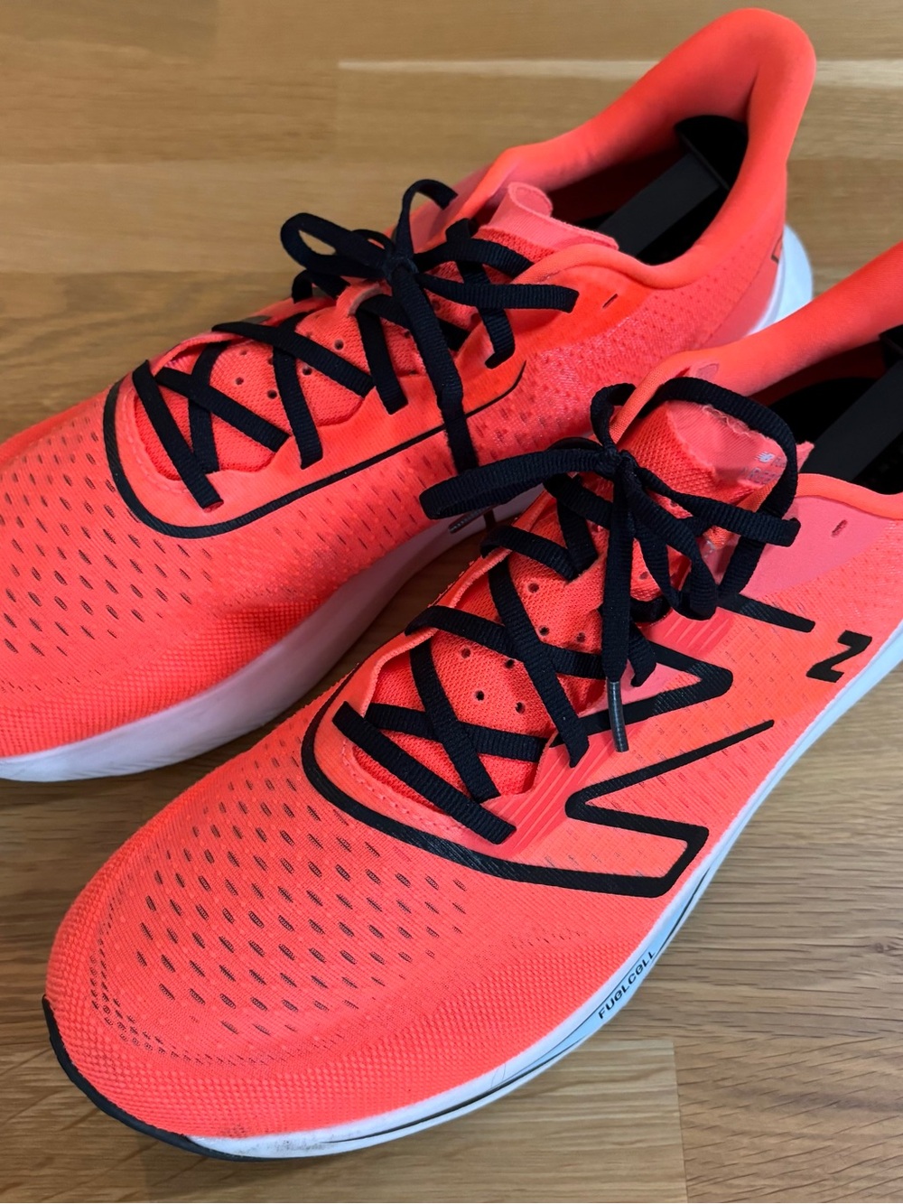 New Balance Men's FuelCell Rebel v3 - Bright Coral/Black